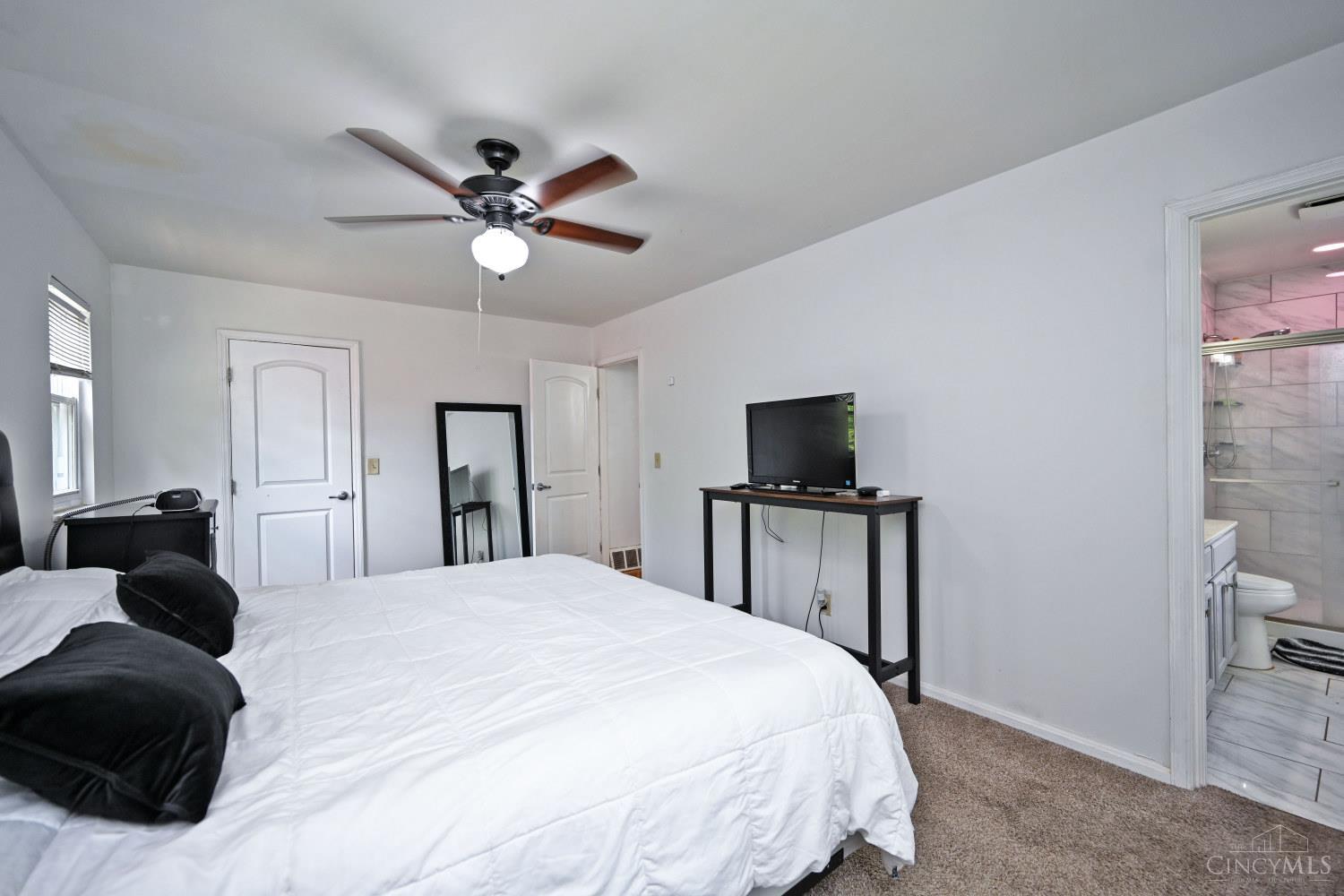 6586 Oak Knoll Drive, Cincinnati, OH, 45224 — photo 25