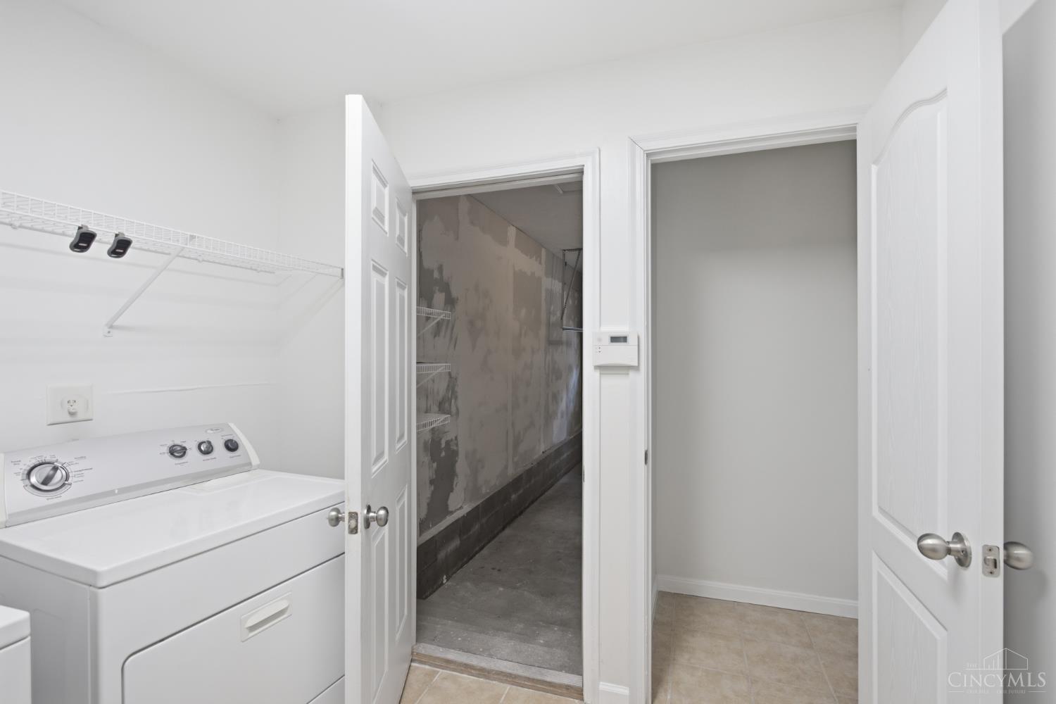 1443 Laurel Park Drive, Cincinnati, OH, 45214 — photo 17