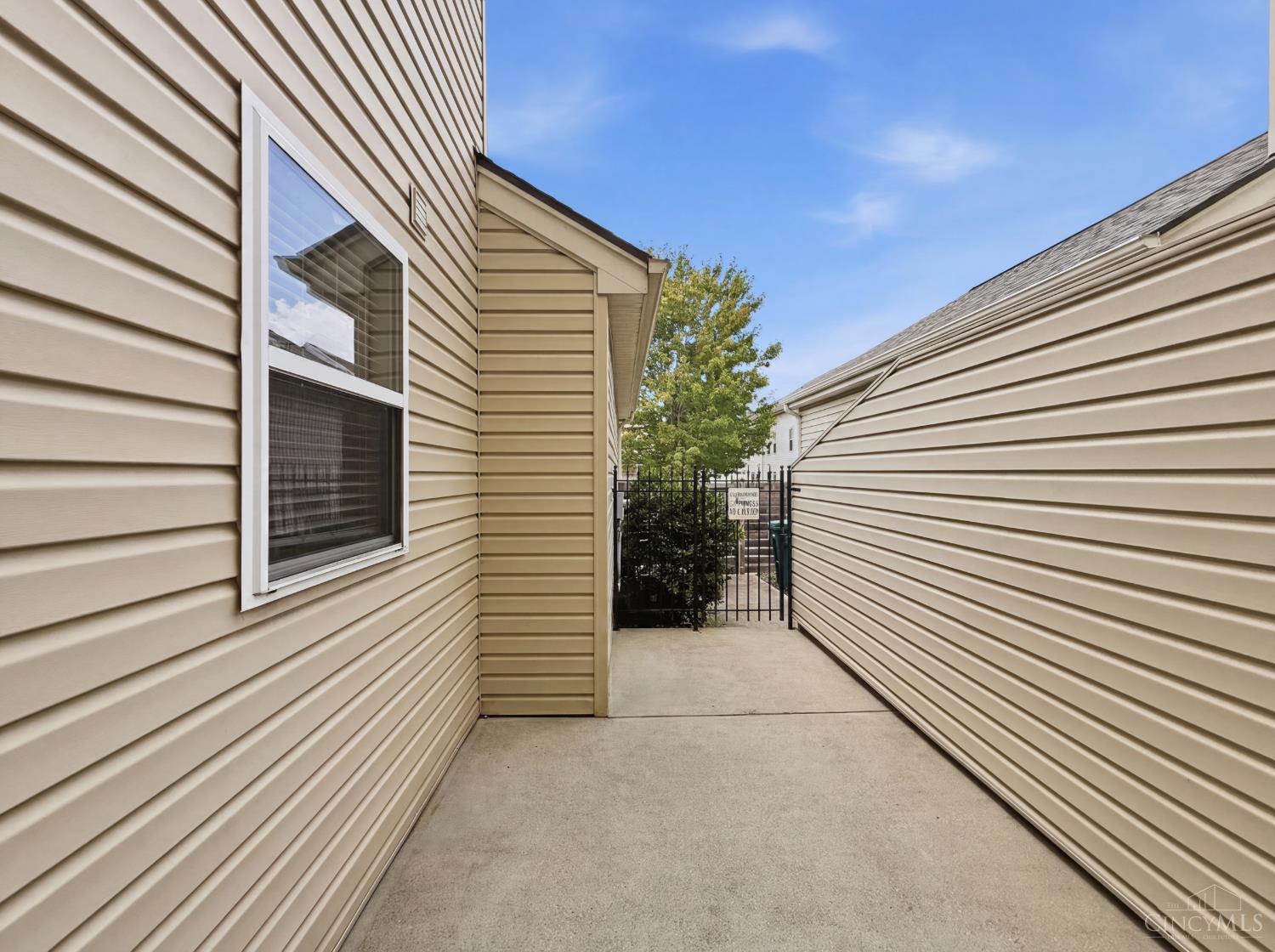 1443 Laurel Park Drive, Cincinnati, OH, 45214 — photo 33