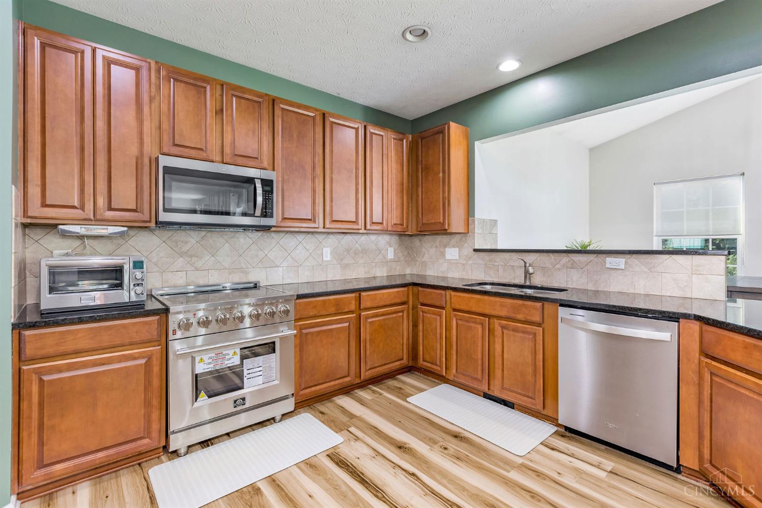 3712 Whisper Creek Drive, Butler Twp, OH, 45414 — photo 8