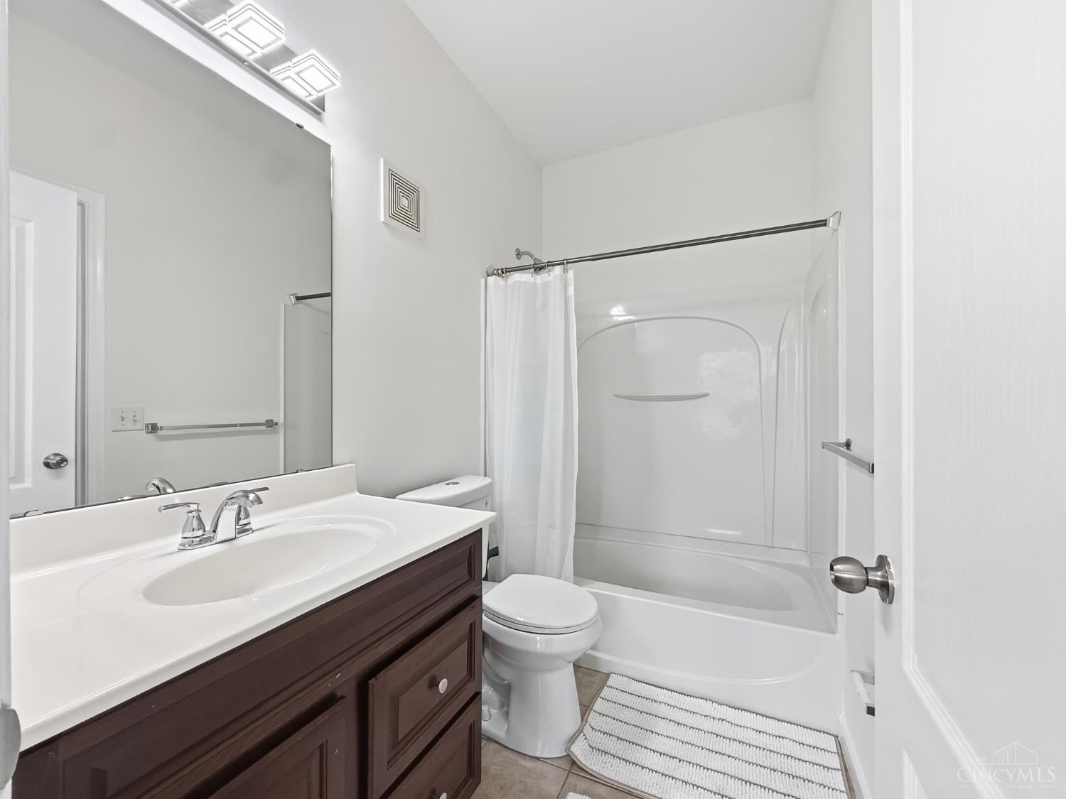 1443 Laurel Park Drive, Cincinnati, OH, 45214 — photo 32