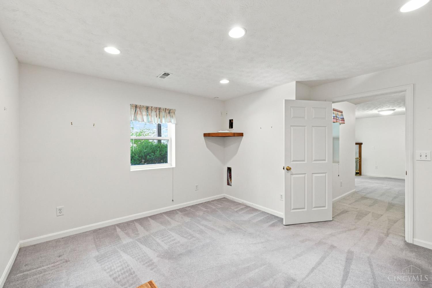 320 Gatehouse Court, Monroe, OH, 45050 — photo 37