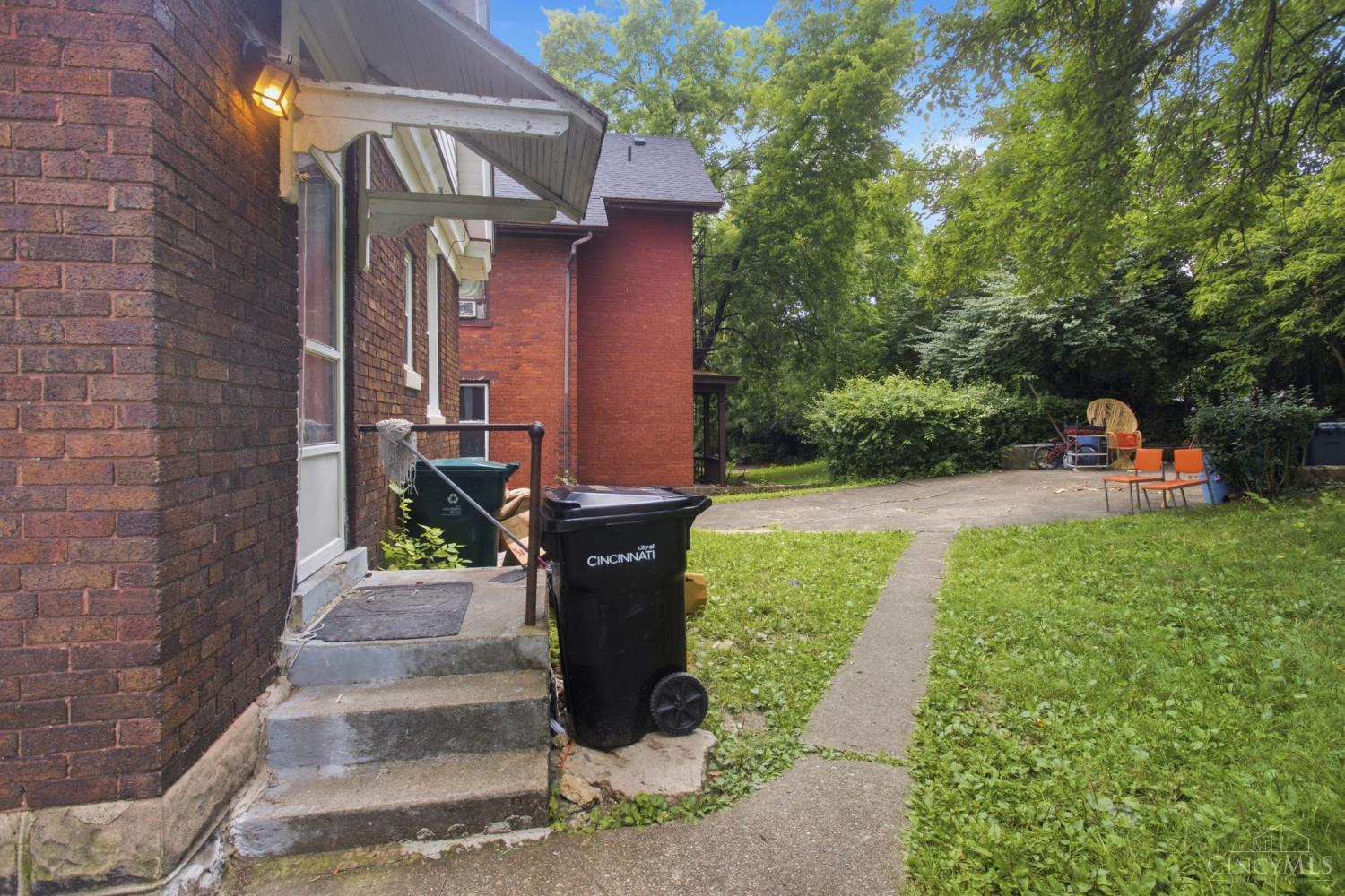 2035 Burnet Avenue, Cincinnati, OH, 45219 — photo 24
