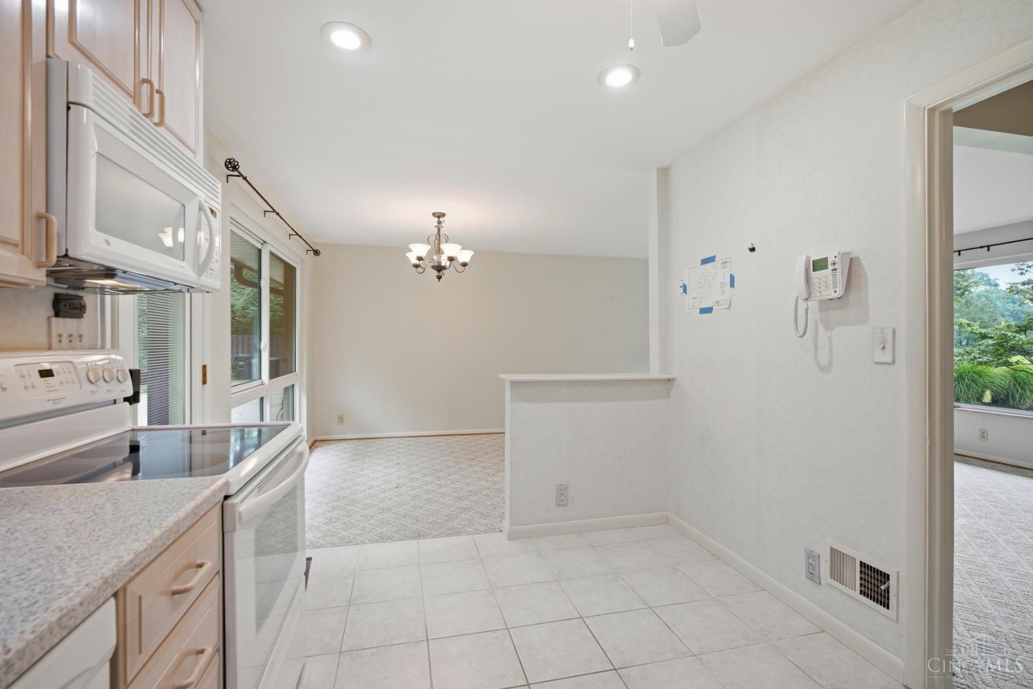 10789 Kinglet Circle, Montgomery, OH, 45249 — photo 10