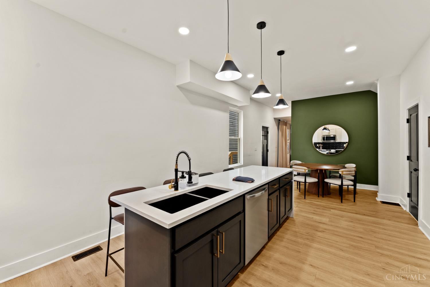 652 Wayne Street, Cincinnati, OH, 45206 — photo 15