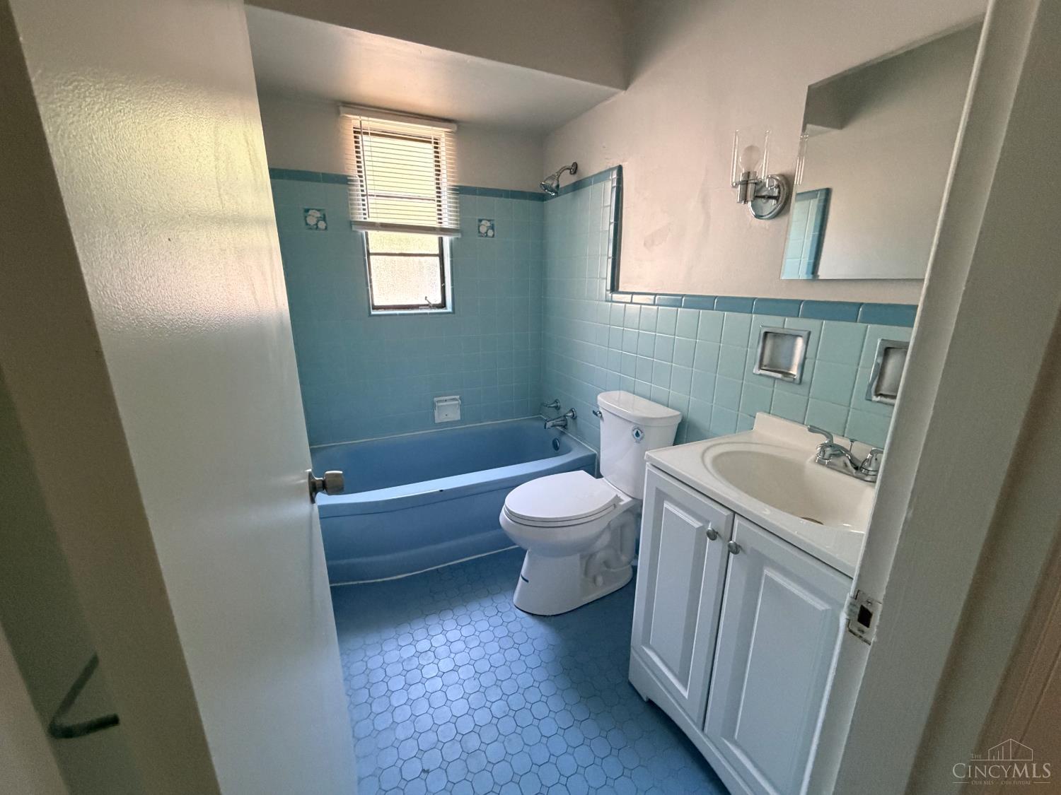 5855 Lathrop Place, Cincinnati, OH, 45224 — photo 7