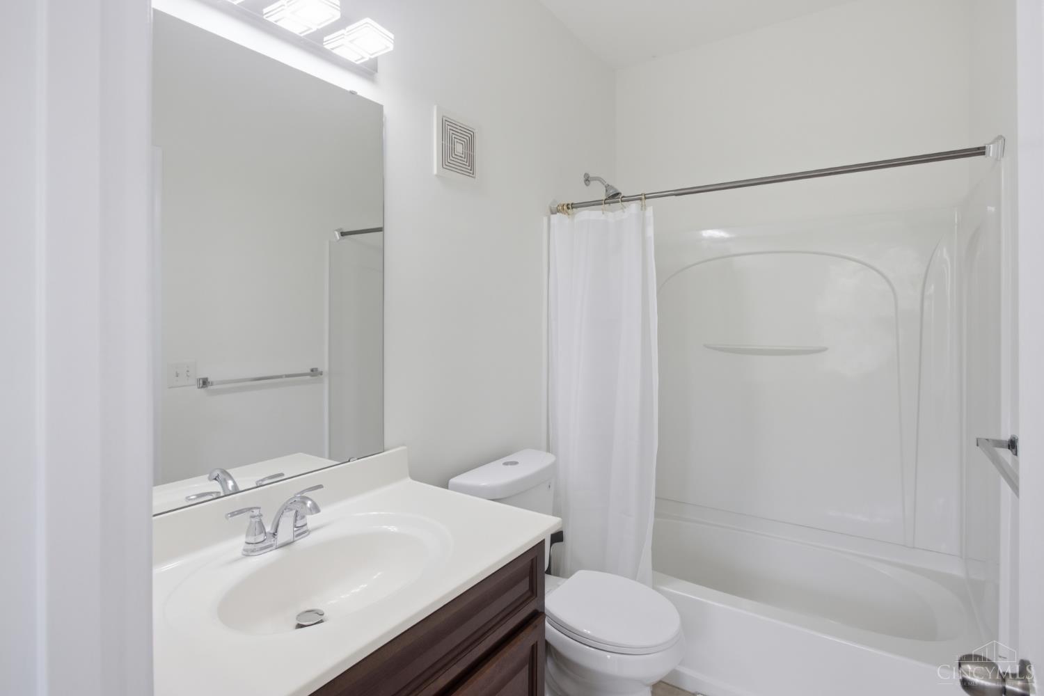 1443 Laurel Park Drive, Cincinnati, OH, 45214 — photo 31