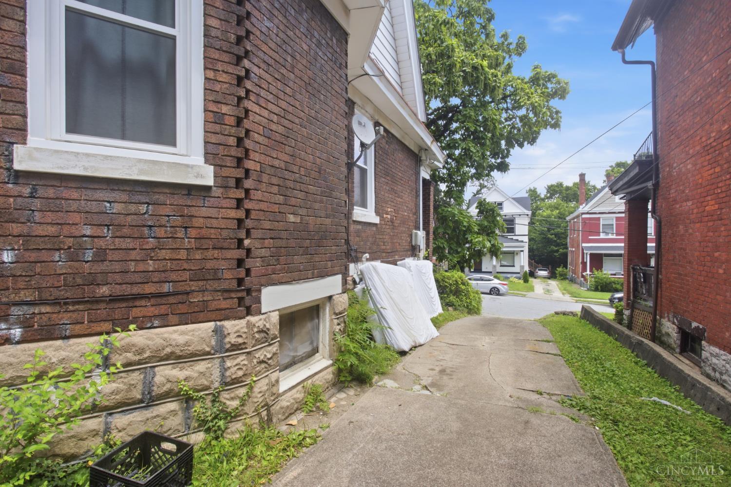 2035 Burnet Avenue, Cincinnati, OH, 45219 — photo 23