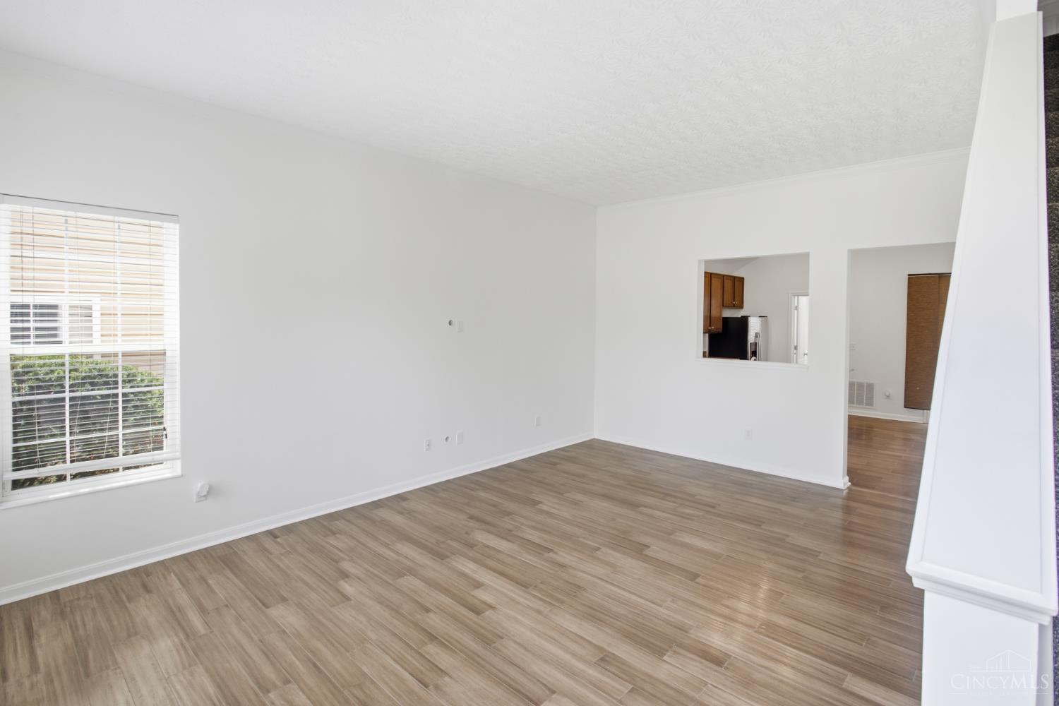 1443 Laurel Park Drive, Cincinnati, OH, 45214 — photo 9