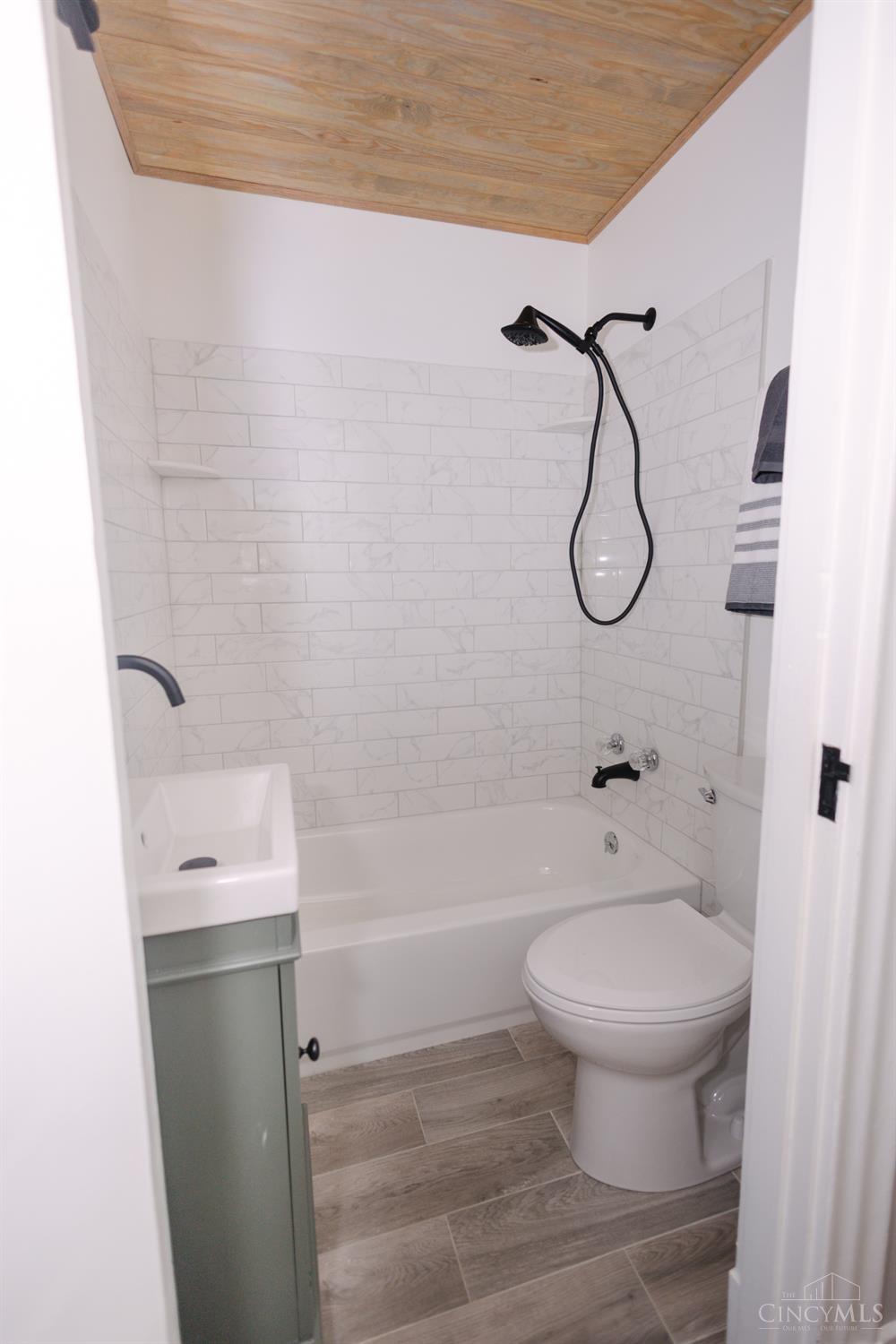 679 Elliott Avenue, Arlington Heights, OH, 45215 — photo 16