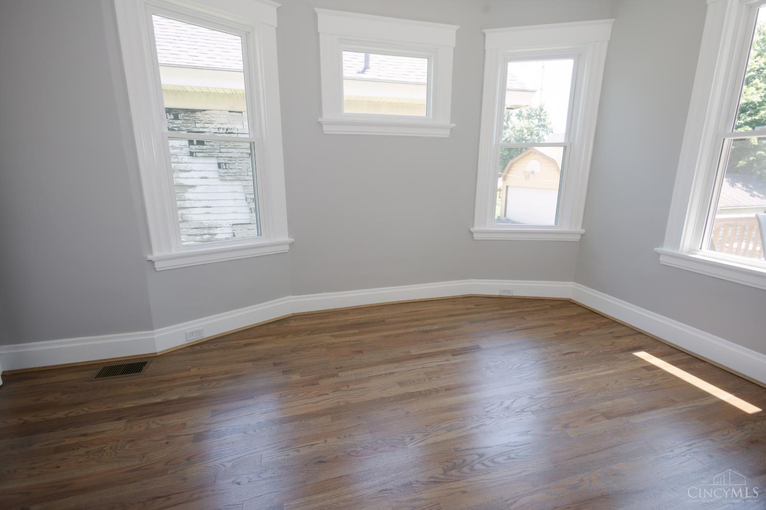 679 Elliott Avenue, Arlington Heights, OH, 45215 — photo 20