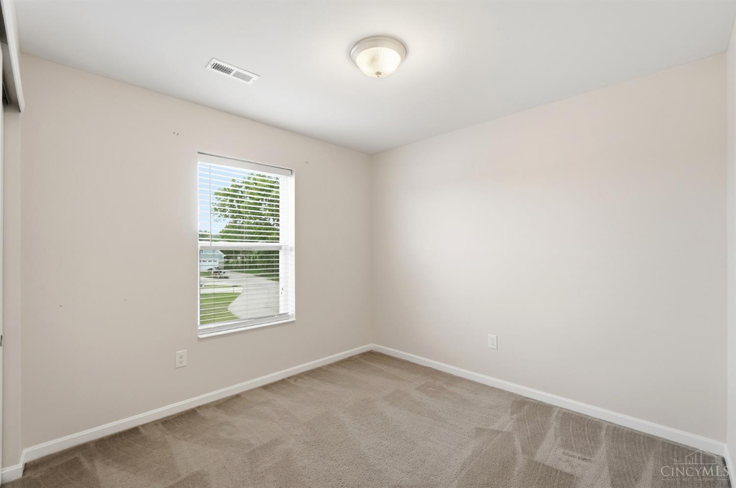 5752 Rhode Island Avenue, Cincinnati, OH, 45237 — photo 48