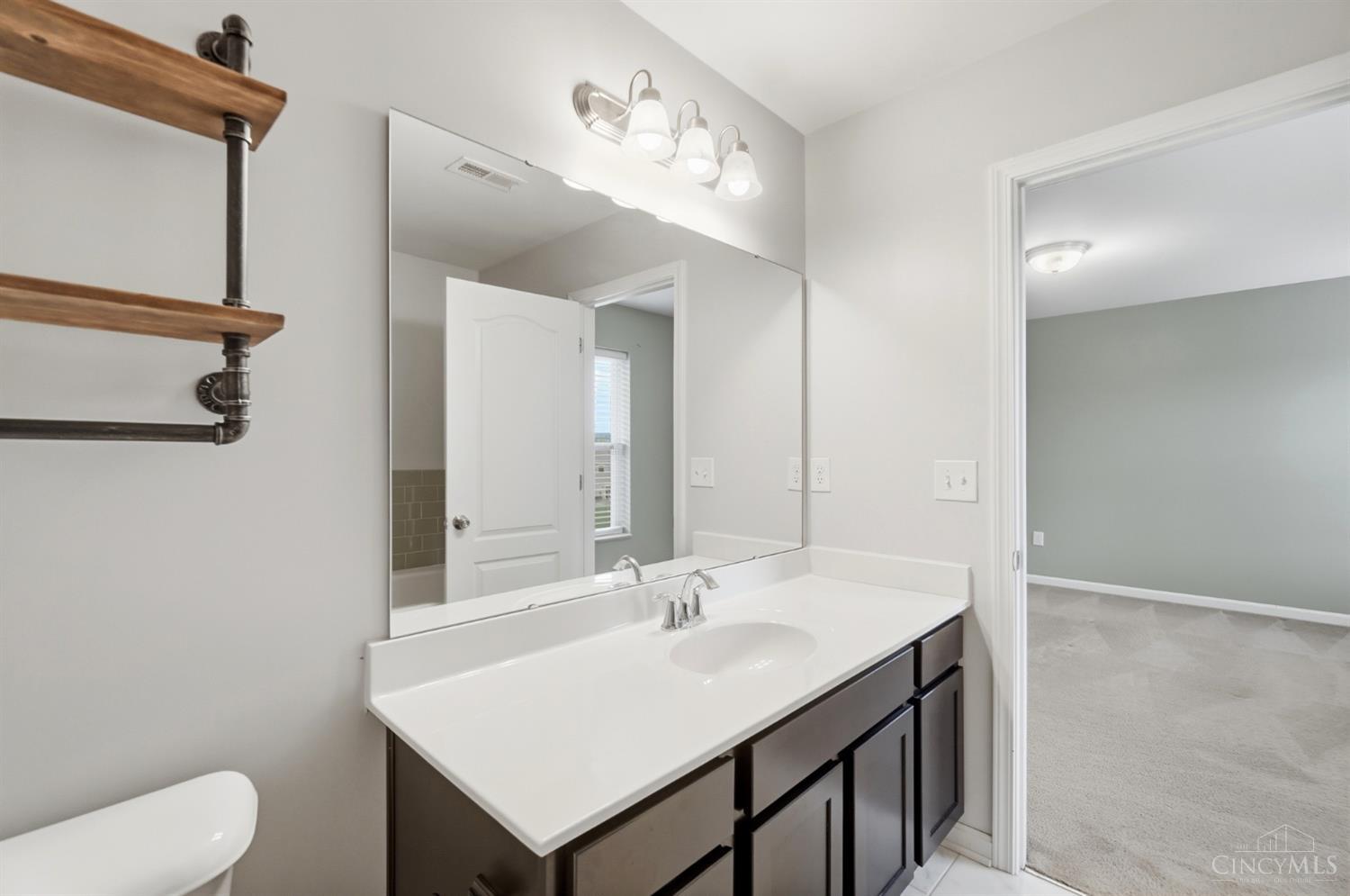 5752 Rhode Island Avenue, Cincinnati, OH, 45237 — photo 37