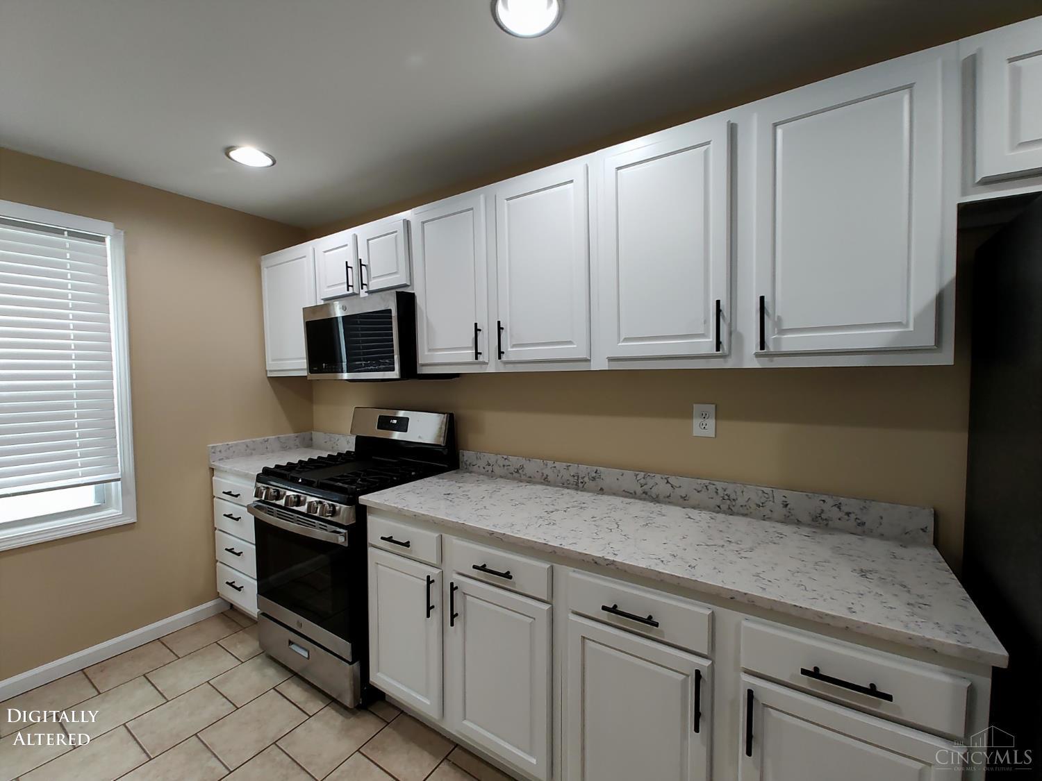 8324 York Street, Sycamore Twp, OH, 45236 — photo 8