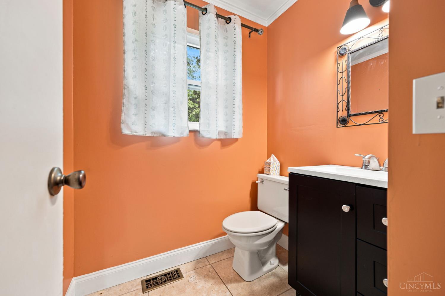1063 Tahoe Terrace, Delhi Twp, OH, 45238 — photo 8