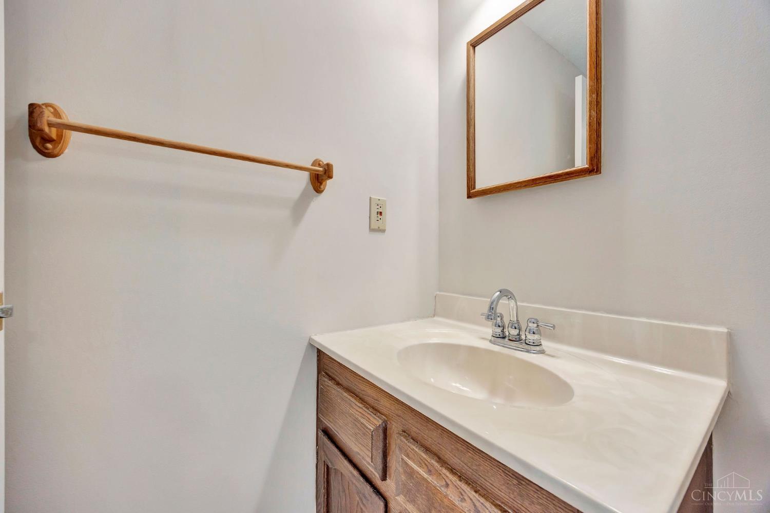 10917 Barrington Court, Sycamore Twp, OH, 45242 — photo 29