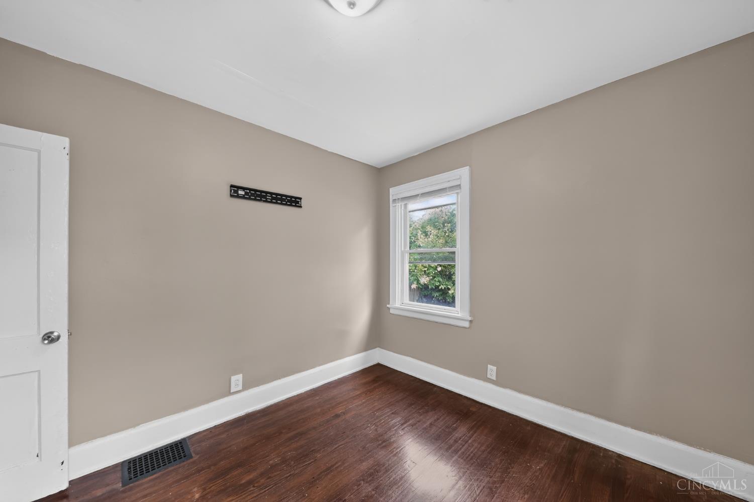 2054 Dale Road, Norwood, OH, 45212 — photo 18