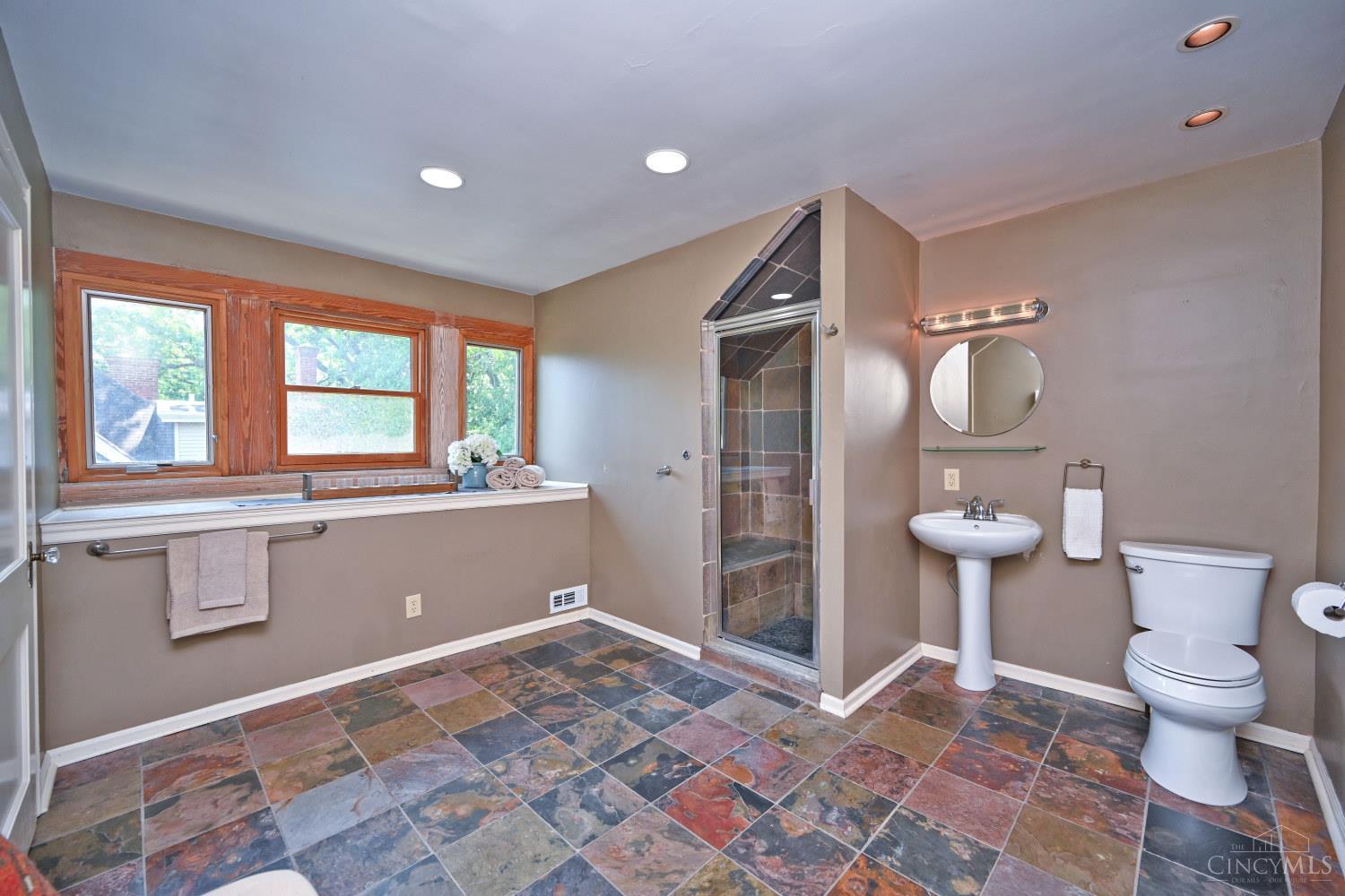 3321 Morrison Avenue, Cincinnati, OH, 45220 — photo 56