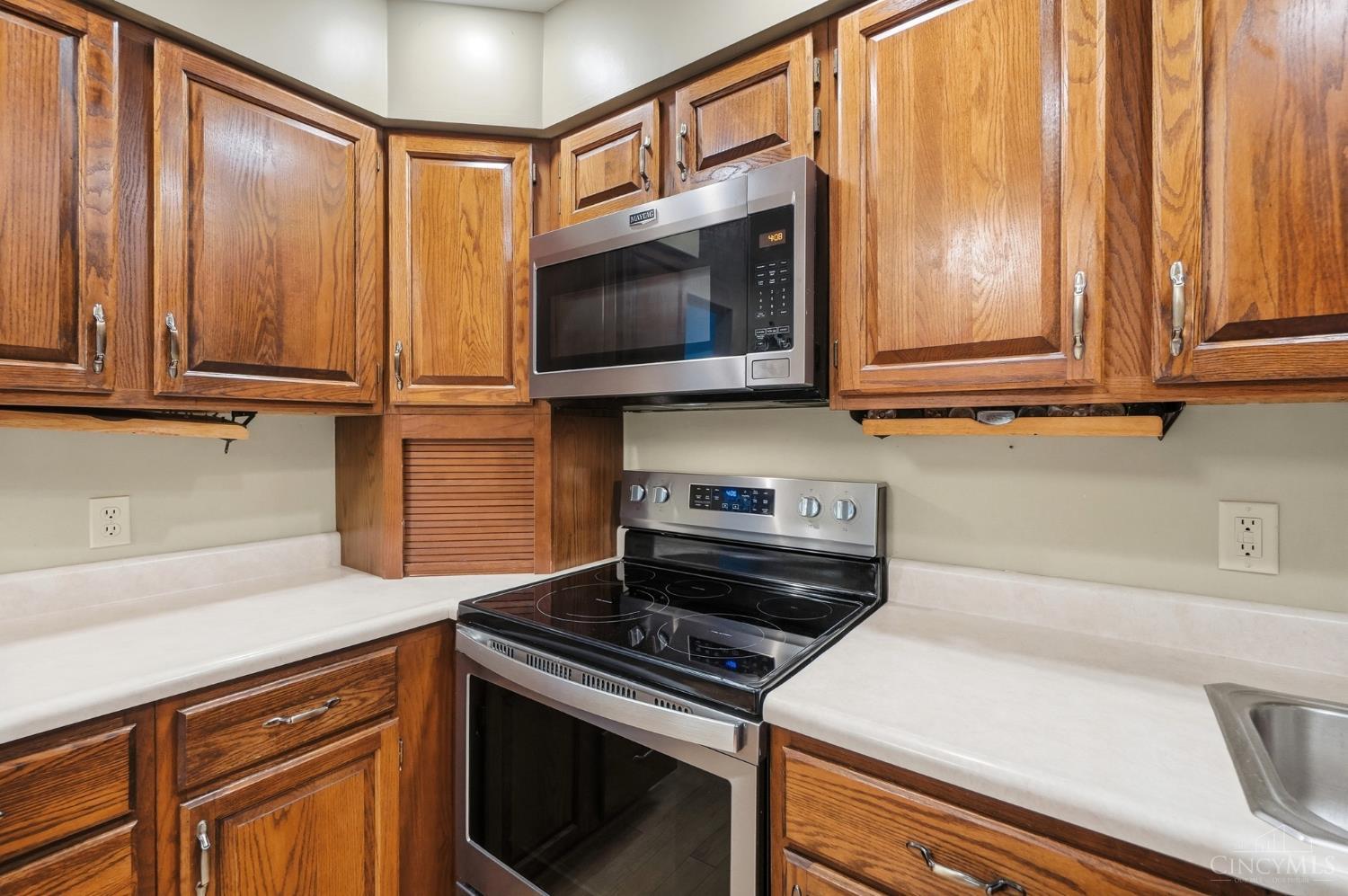 5745 Westgrove Drive, Green Twp, OH, 45248 — photo 14