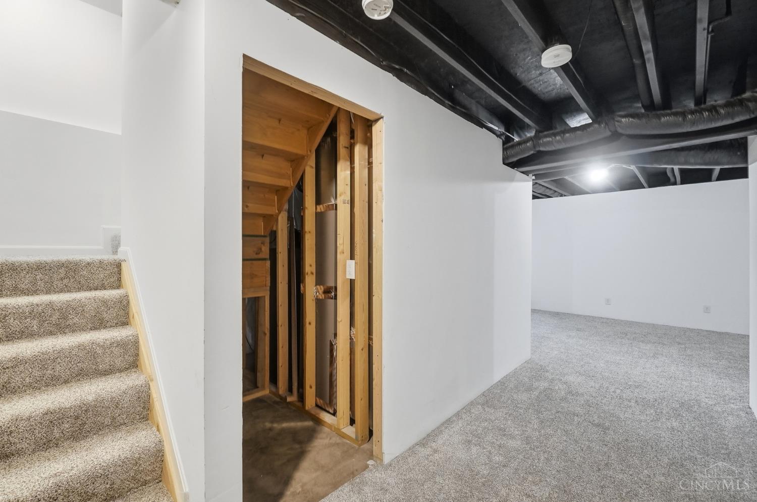 5752 Rhode Island Avenue, Cincinnati, OH, 45237 — photo 51