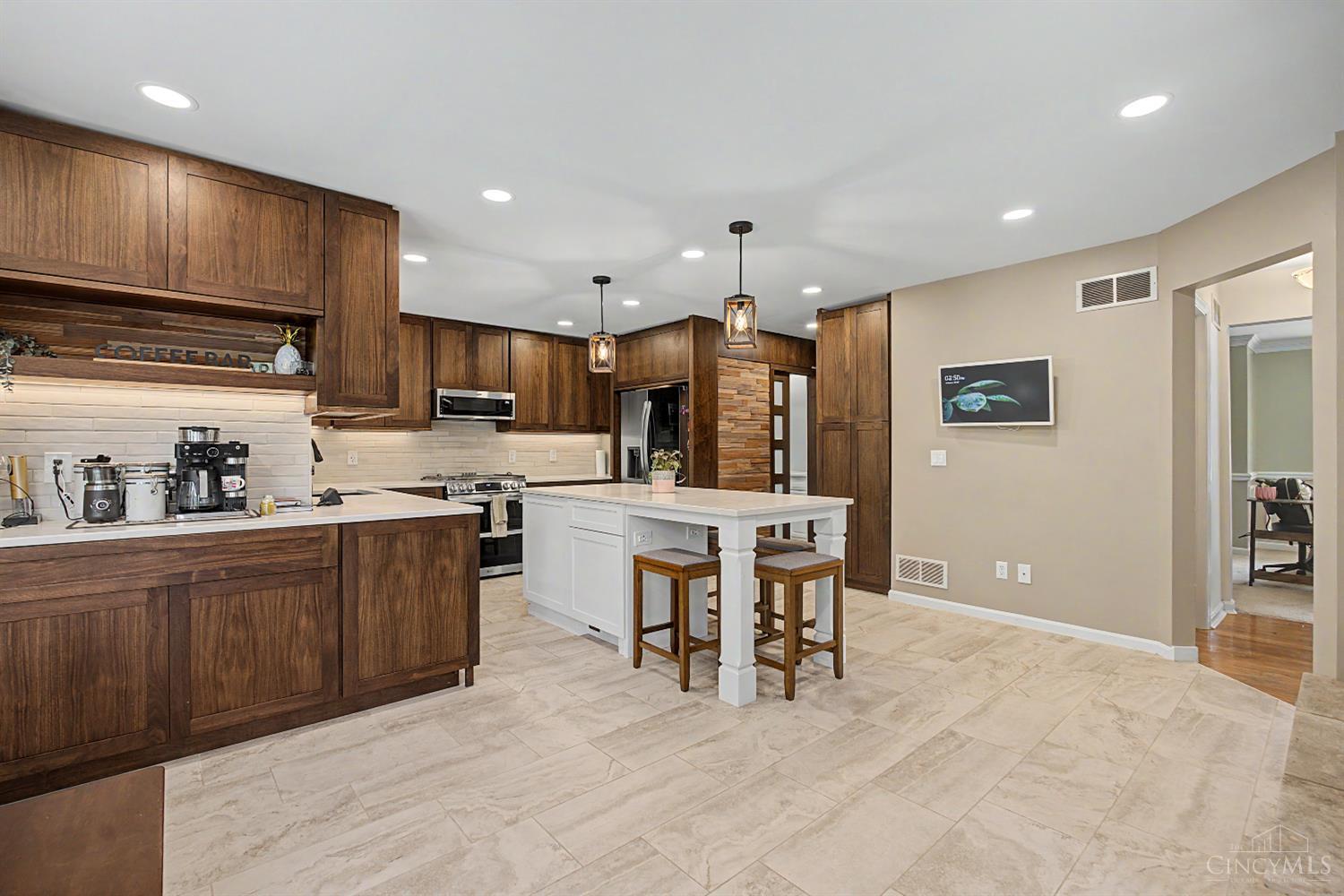 552 Virginia Lane, Union Twp, OH, 45244 — photo 15