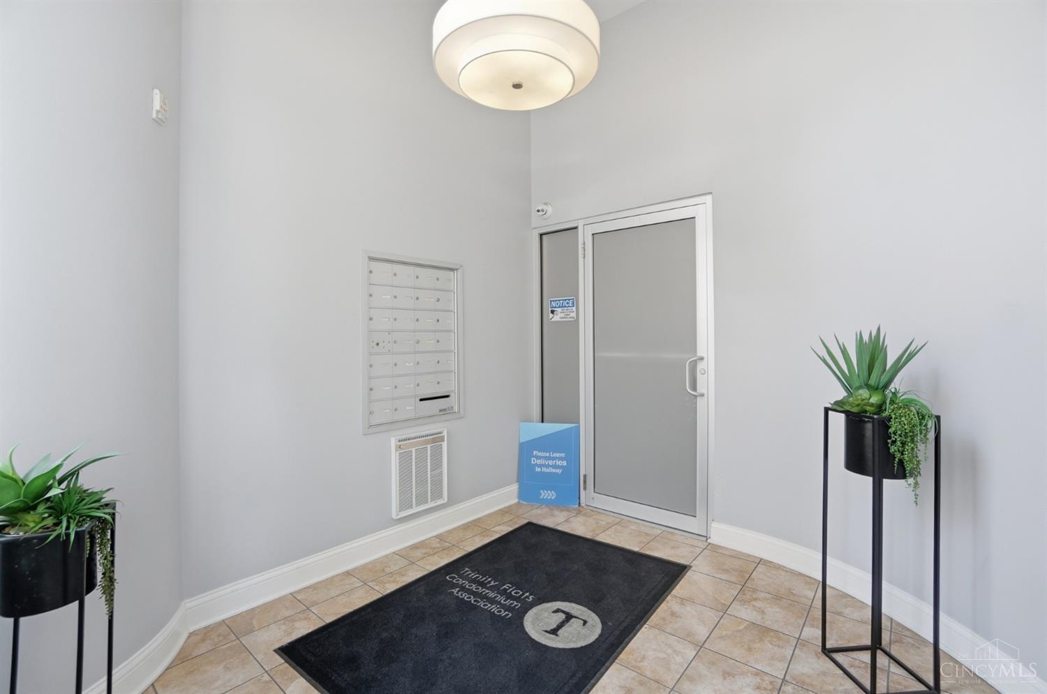 1326 Vine Street #G, Cincinnati, OH, 45202 — photo 9