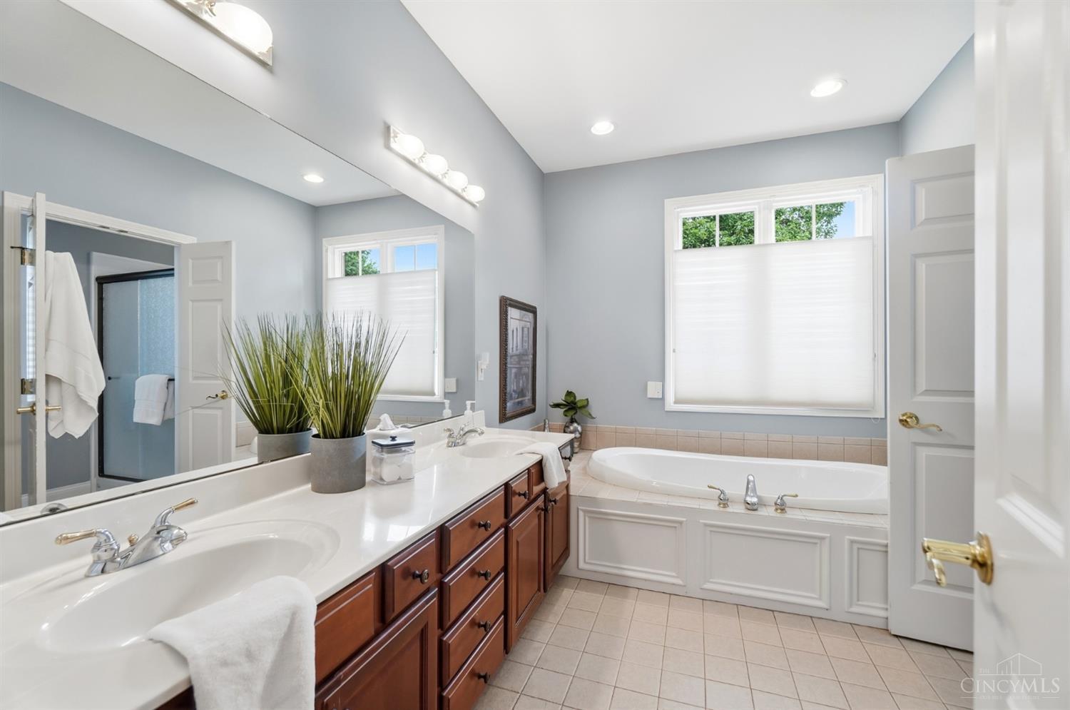 819 River Forest Drive, Hamilton Twp, OH, 45039 — photo 35