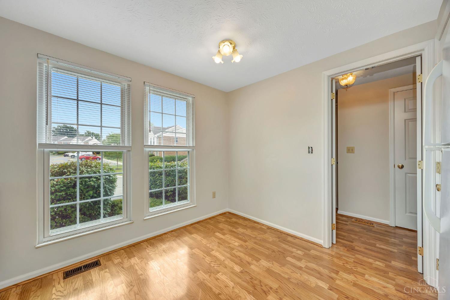 10917 Barrington Court, Sycamore Twp, OH, 45242 — photo 7