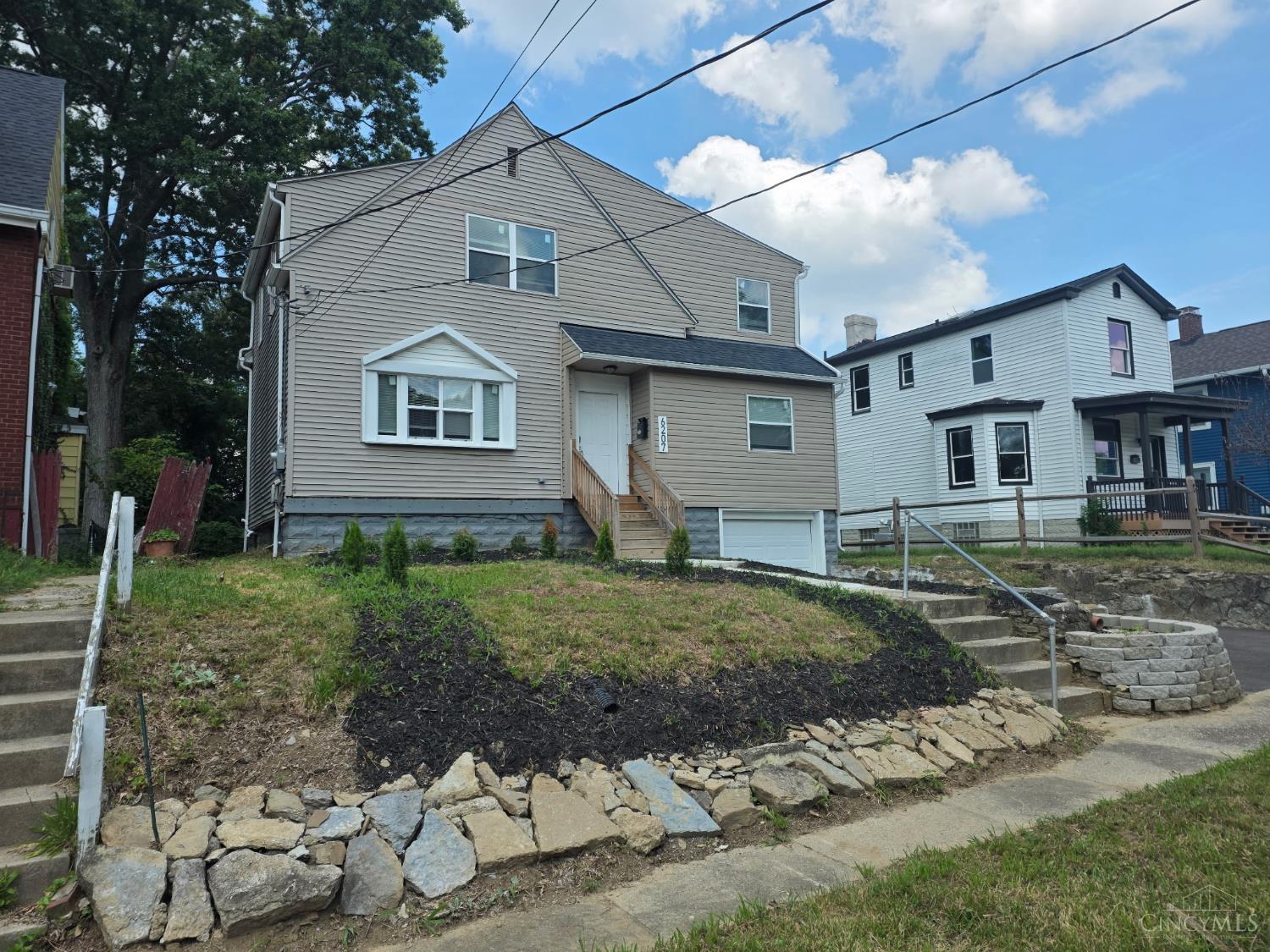 Homes for sale in Cincinnati, OH | 6207 Coleridge Ave, Cincinnati, OH 45213 | MLS# 1871499