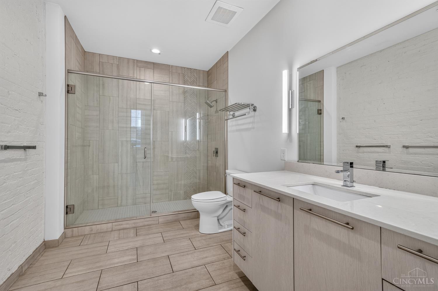 813 Broadway Street #101, Cincinnati, OH, 45202 — photo 17