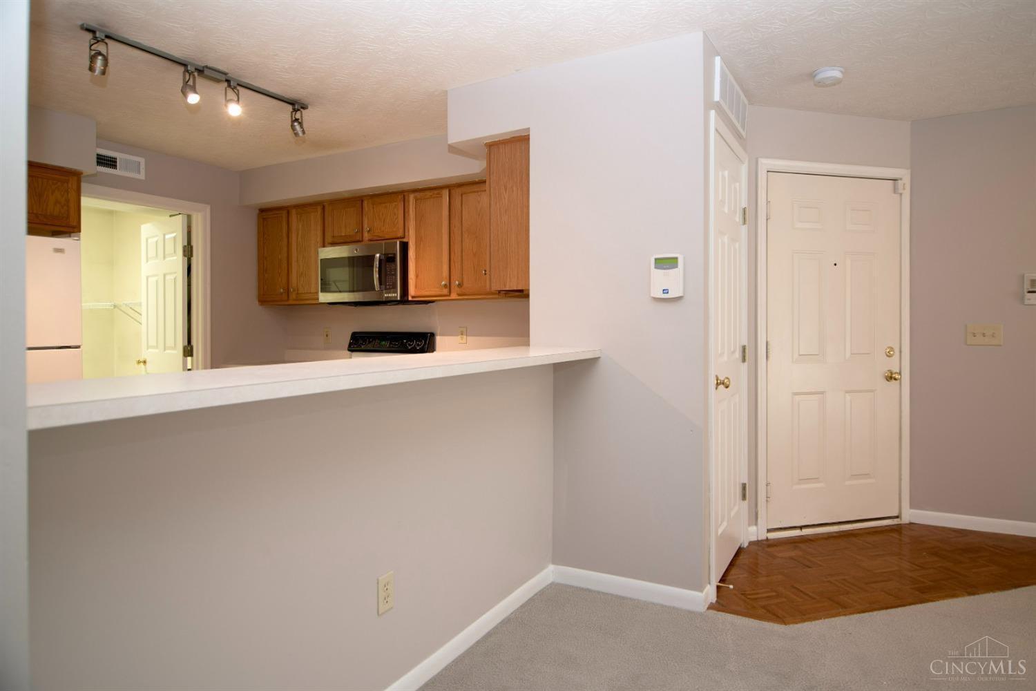 870 Southmeadow Circle #102, Springfield Twp., OH, 45231 — photo 4