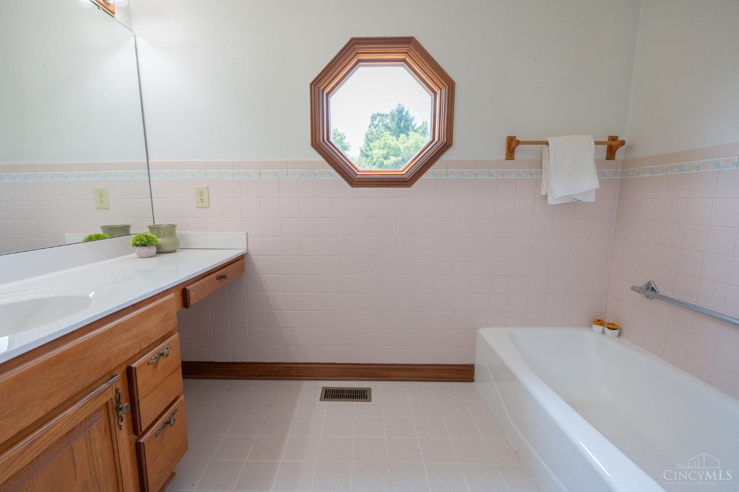 3232 McLean Road, Franklin Twp, OH, 45005 — photo 29