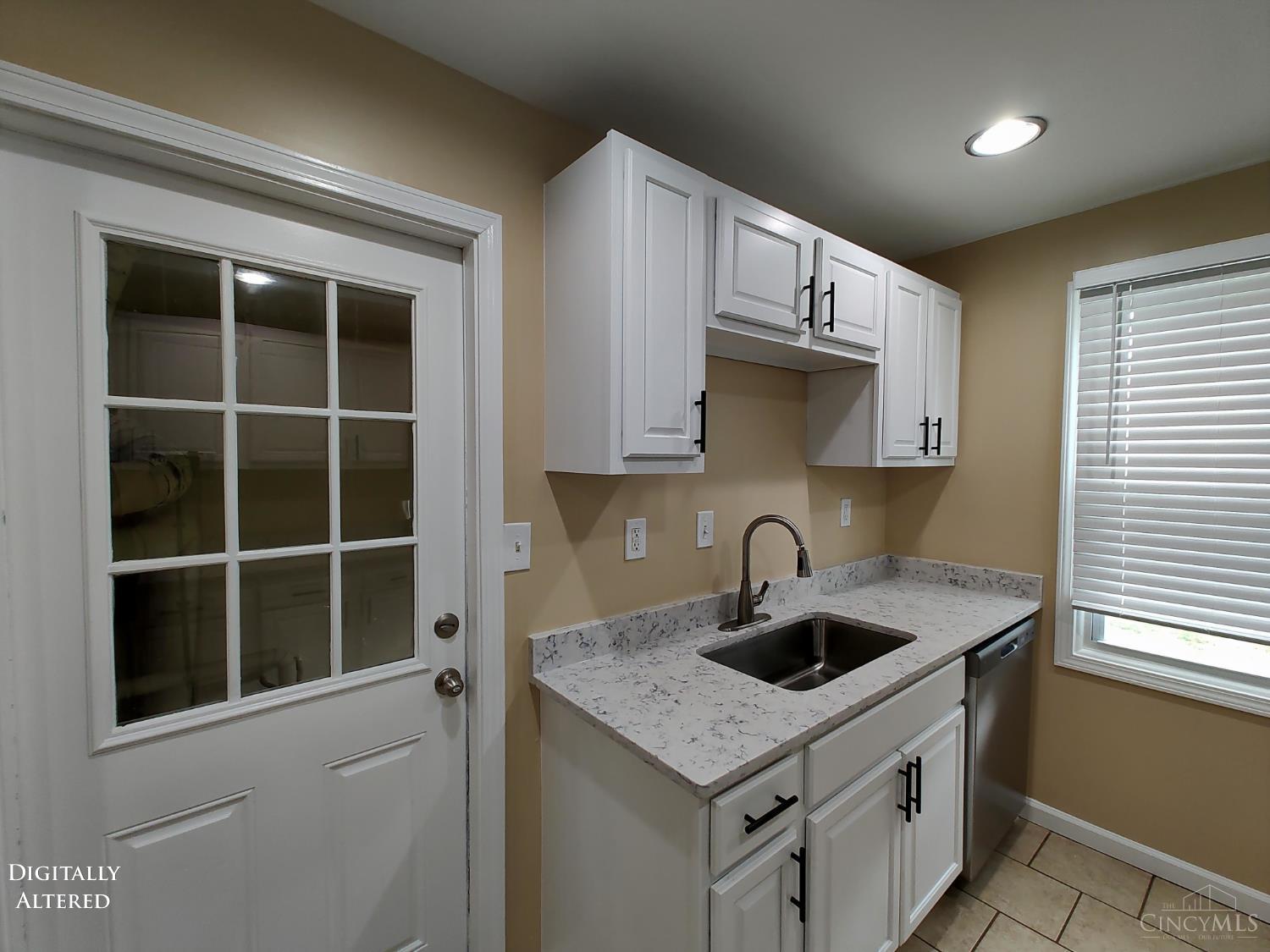 8324 York Street, Sycamore Twp, OH, 45236 — photo 11