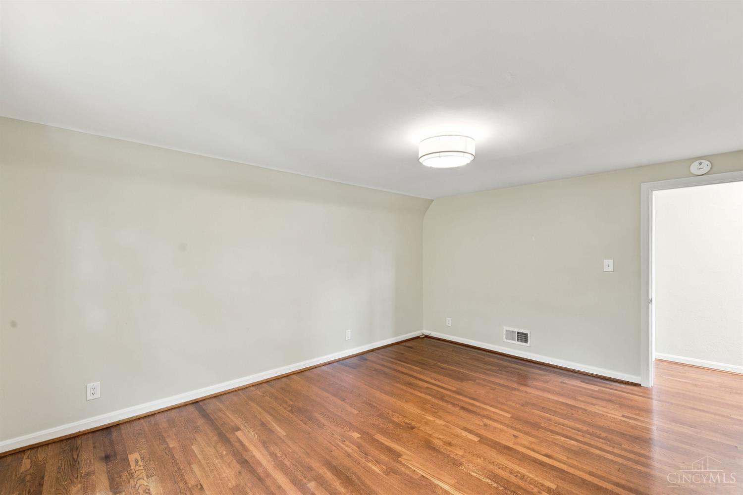 6239 Crestview Place, Cincinnati, OH, 45230 — photo 47