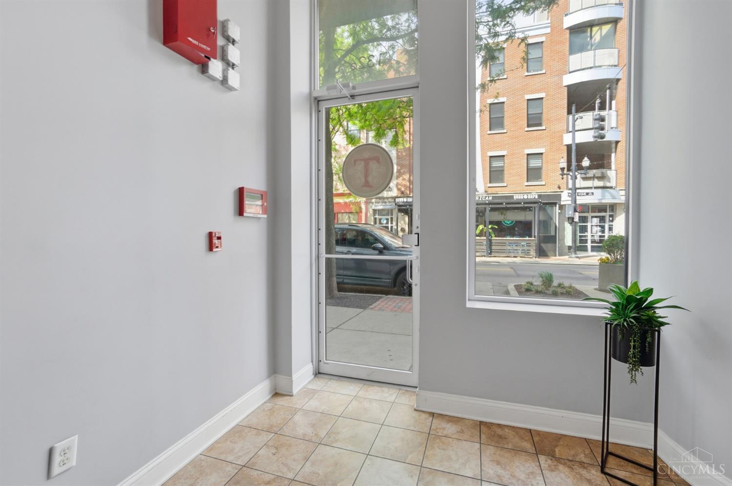 1326 Vine Street #G, Cincinnati, OH, 45202 — photo 8