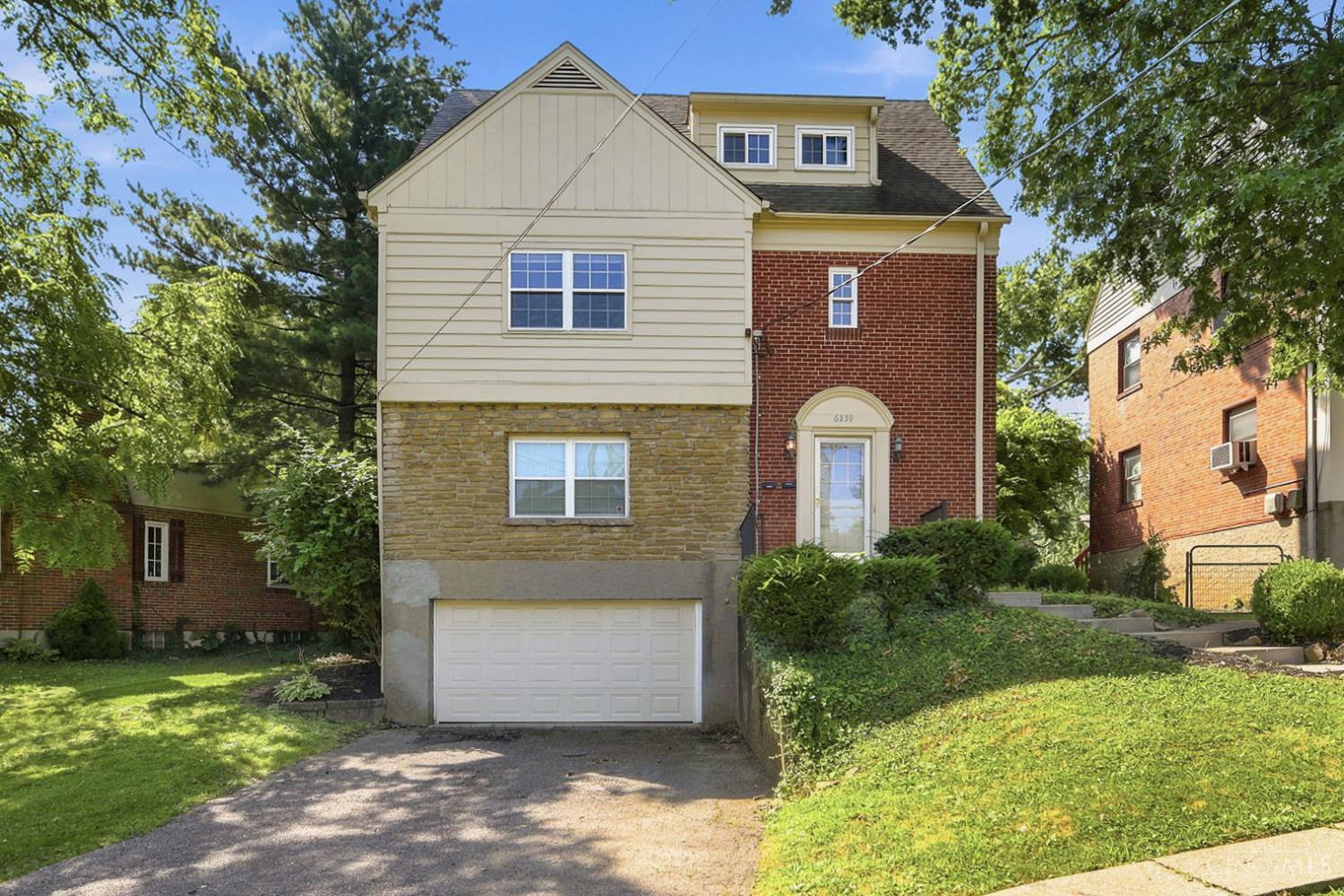 6239 Crestview Place, Cincinnati, OH, 45230