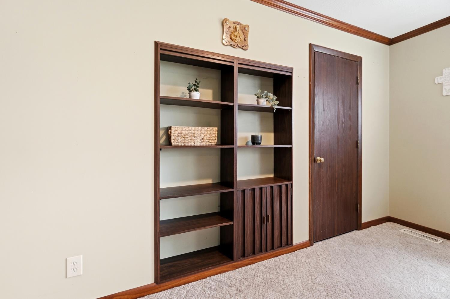5745 Westgrove Drive, Green Twp, OH, 45248 — photo 23