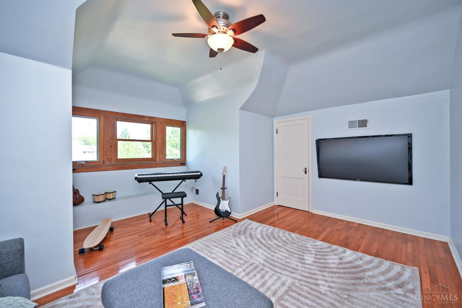 3321 Morrison Avenue, Cincinnati, OH, 45220 — photo 59