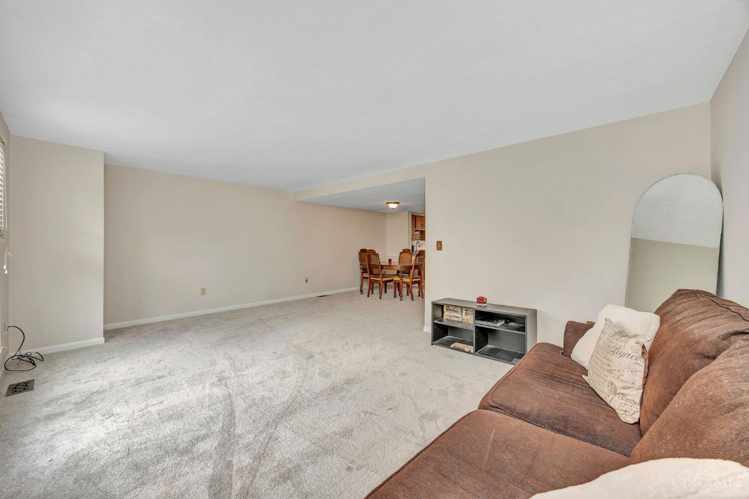 10917 Barrington Court, Sycamore Twp, OH, 45242 — photo 18