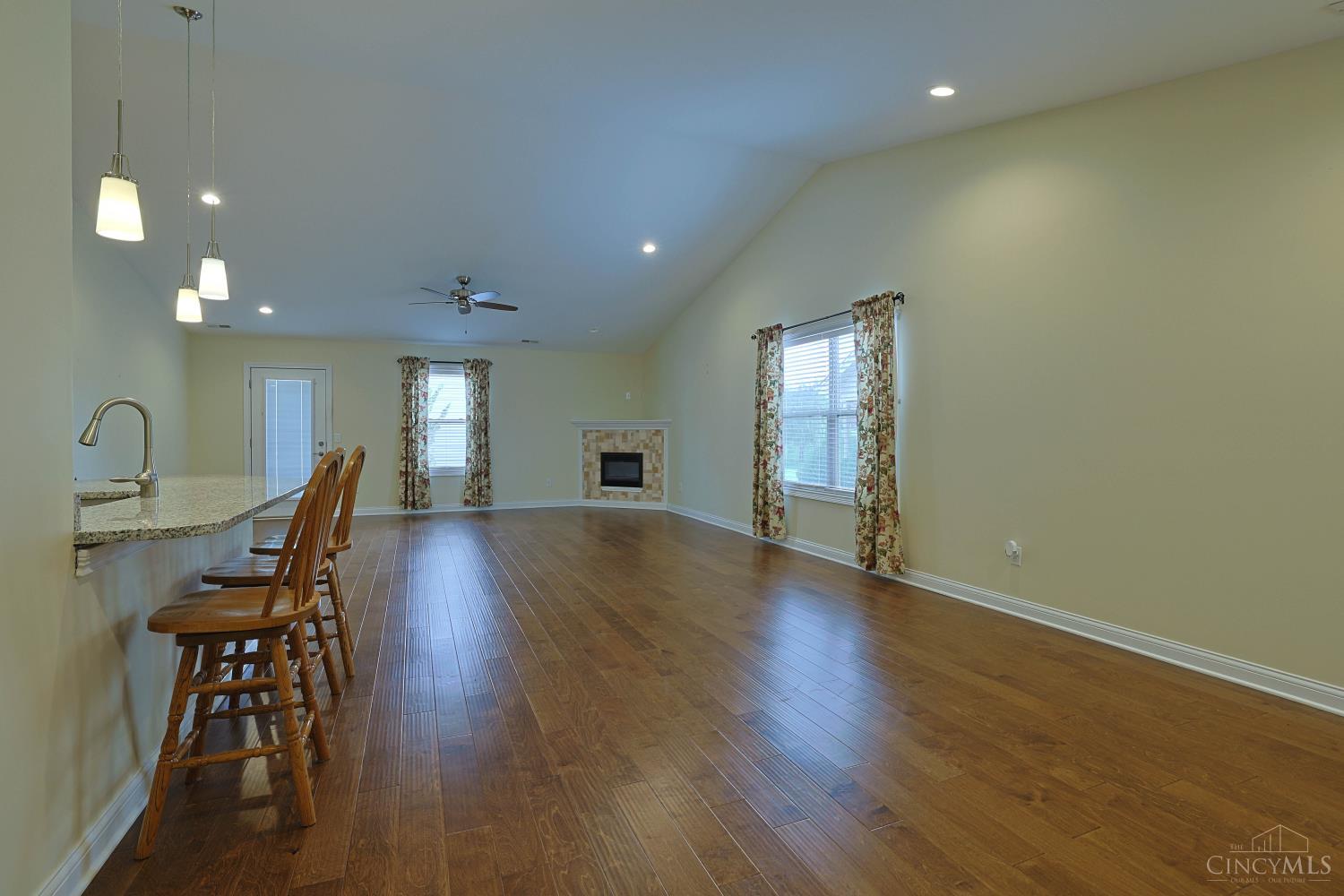 715 Villa Court, Trenton, OH, 45067 — photo 6