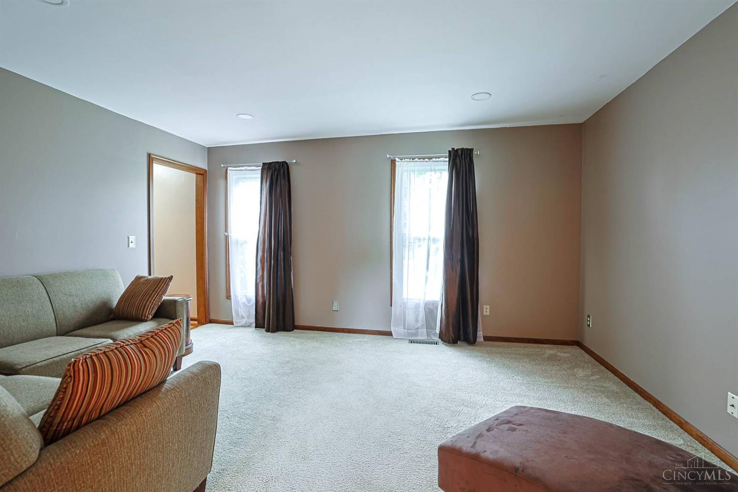 4969 Cinnamon Court, Union Twp, OH, 45244 — photo 8