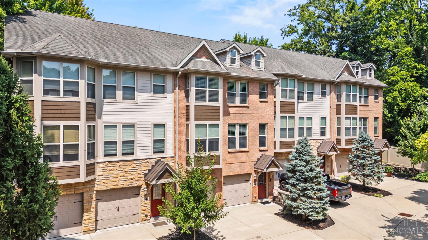 951 Volterra Lane, Cincinnati, OH, 45206