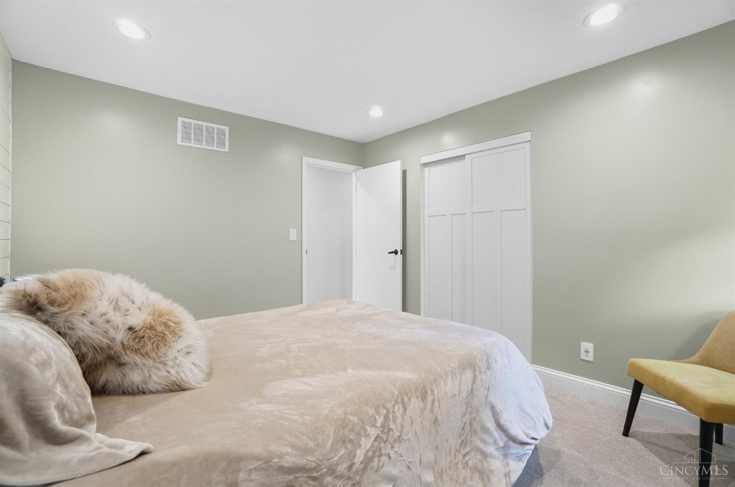 6594 Springdale Road, Colerain Twp, OH, 45247 — photo 24