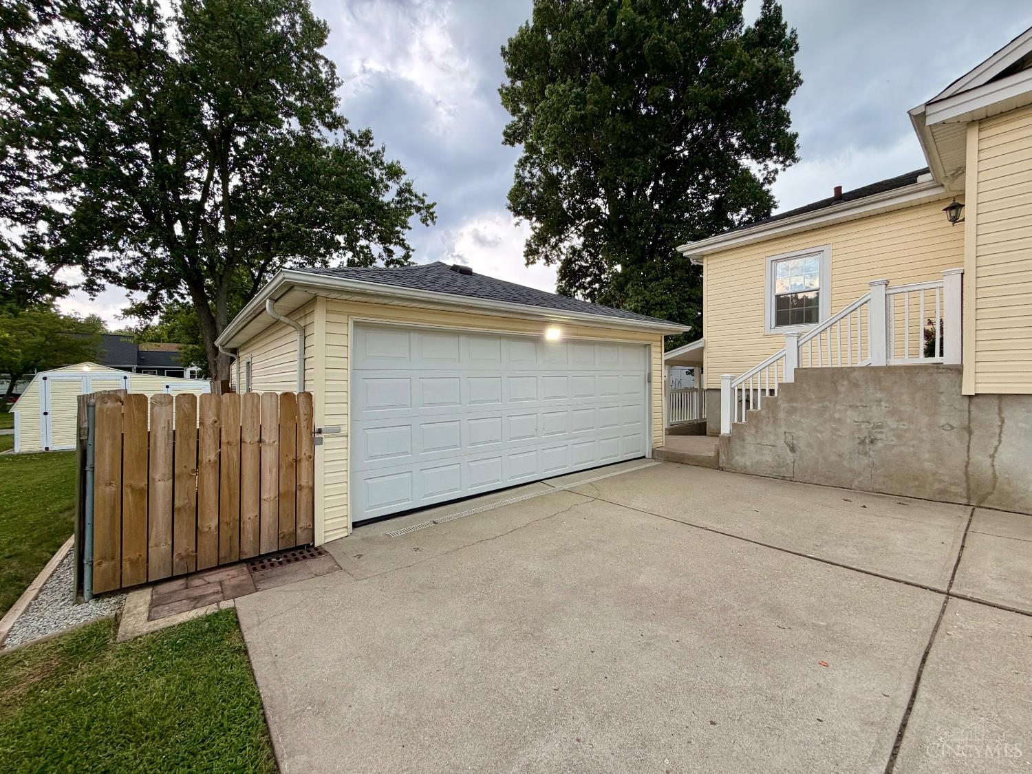 11560 Walnut Street, Springdale, OH, 45246 — photo 36