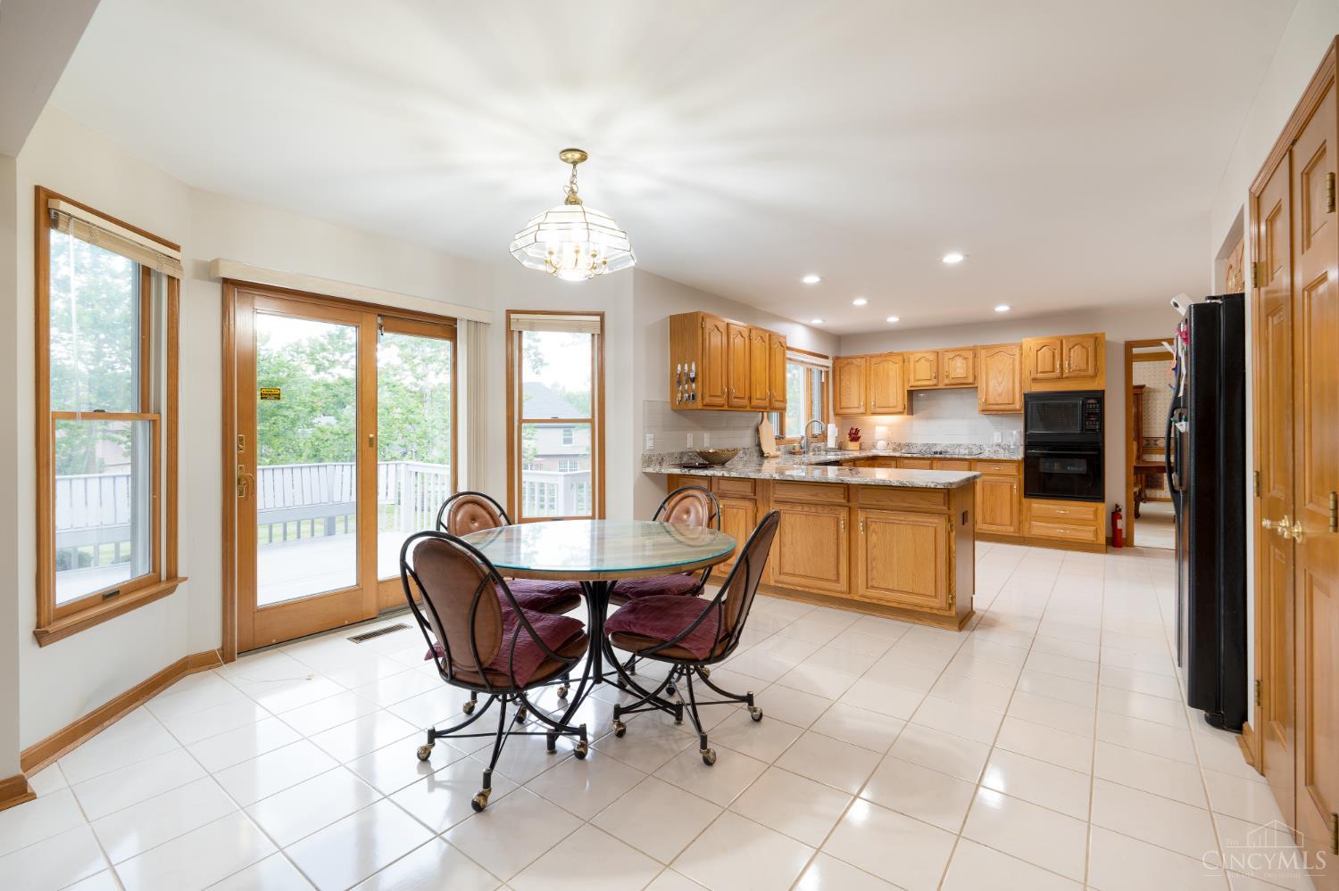 8481 Old Shaw Way, West Chester, OH, 45069 — photo 15