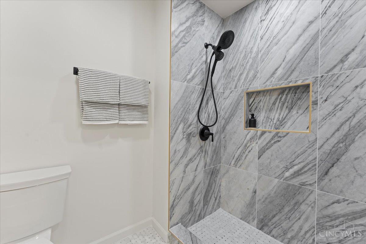 7727 Delview Drive, West Chester, OH, 45069 — photo 29