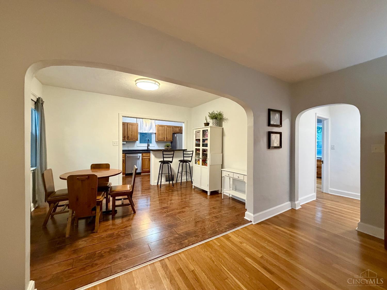 11560 Walnut Street, Springdale, OH, 45246 — photo 12