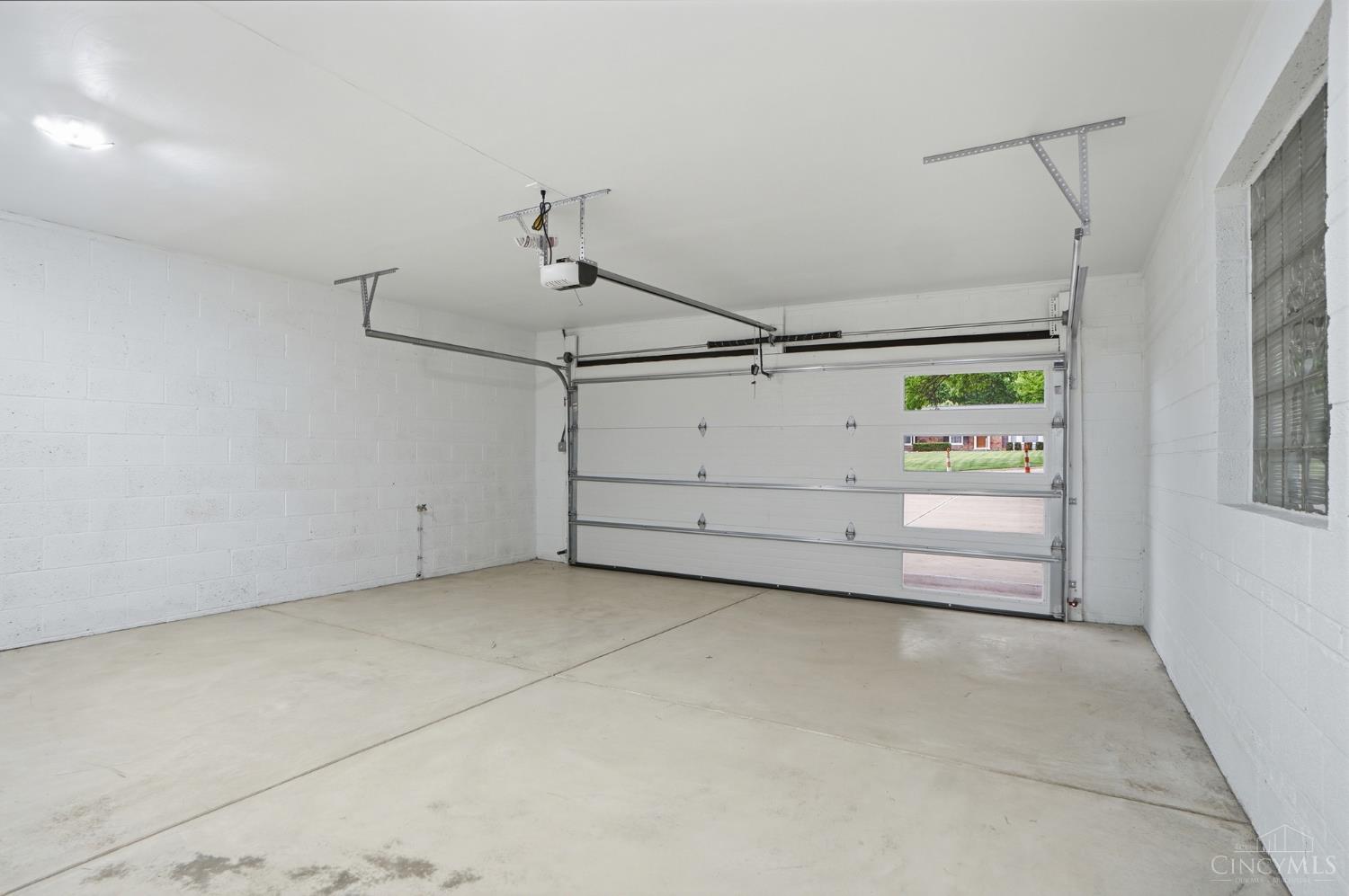 6331 Starridge Court, Green Twp, OH, 45248 — photo 47