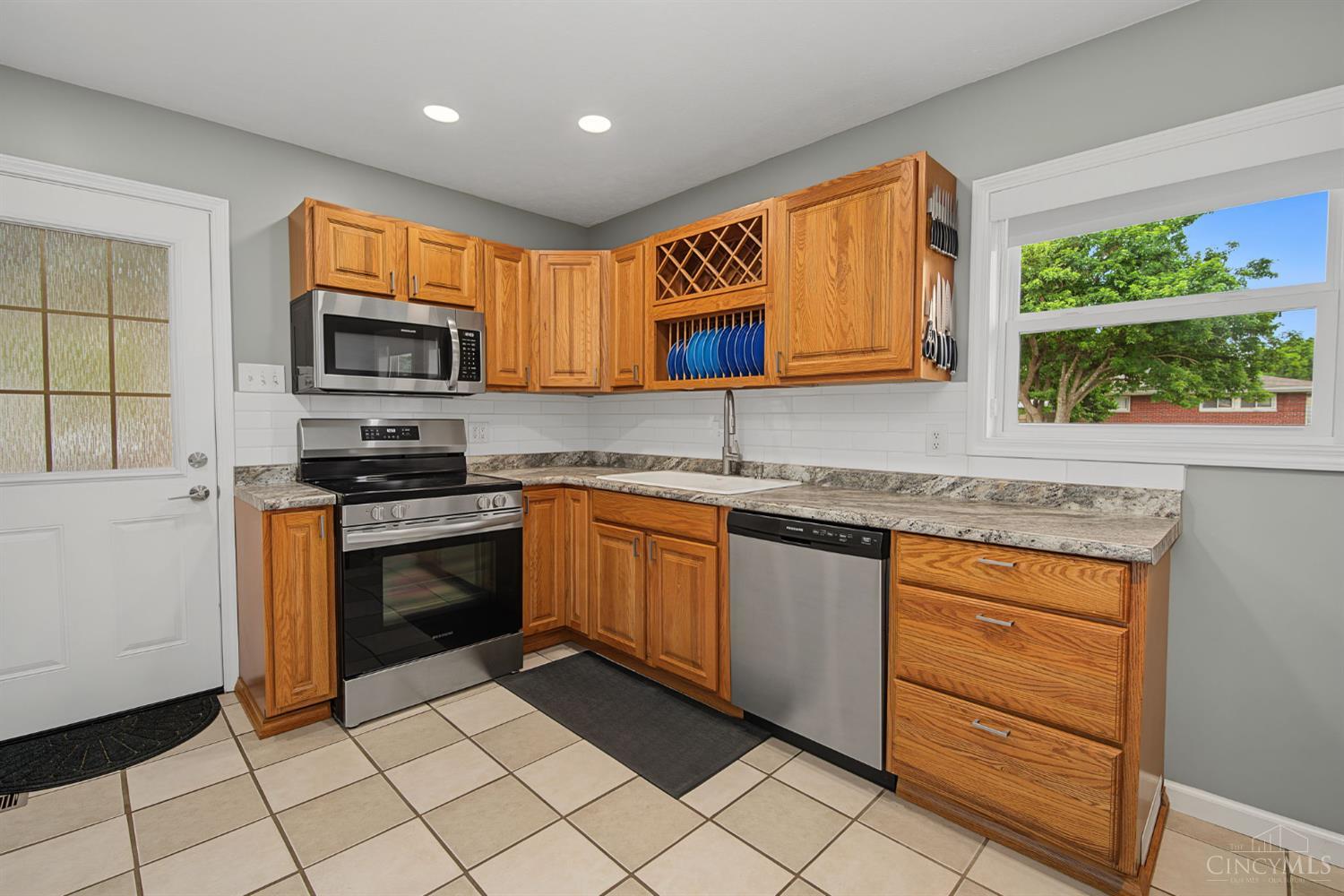 5041 Glouster Avenue, Riverside, OH, 45431 — photo 13