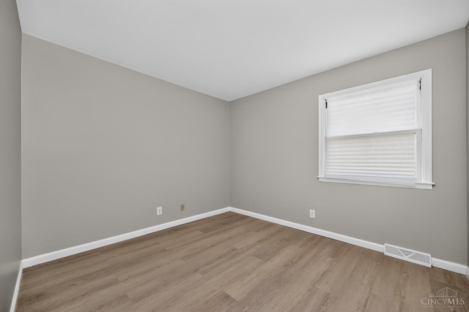 414 Holland Drive, Trenton, OH, 45067 — photo 32